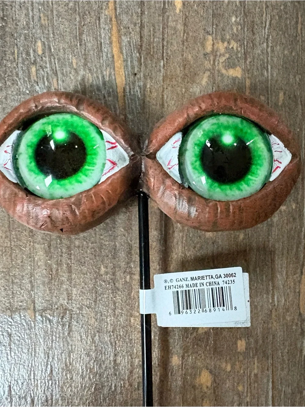 HALLOWEEN Spooky Eyes Plant/Garden Stakes Decor